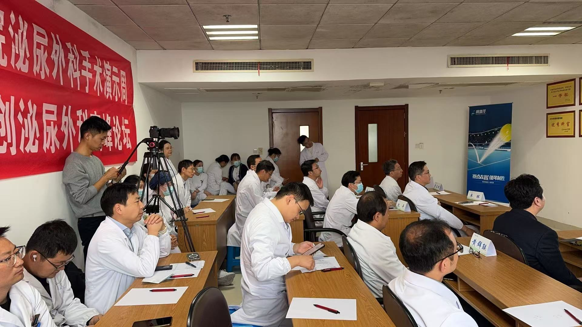 ������ʡ��������(w��)�I(y��)�f(xi��)�������пƽ����֕��ߵ�ʮһ��߮��ɽ΢��(chu��ng)������Ƹ߷�Փ������ʏ�����Ծ��Ͼ�����Y(ji��)�ϵķ�ʽ����e�k